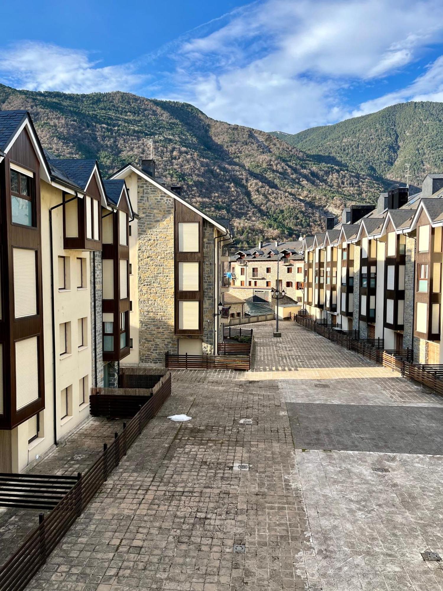Apartamento Alma De Biescas المظهر الخارجي الصورة